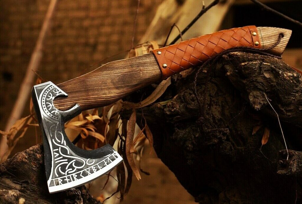 Viking handmade axe with pure leather sheath