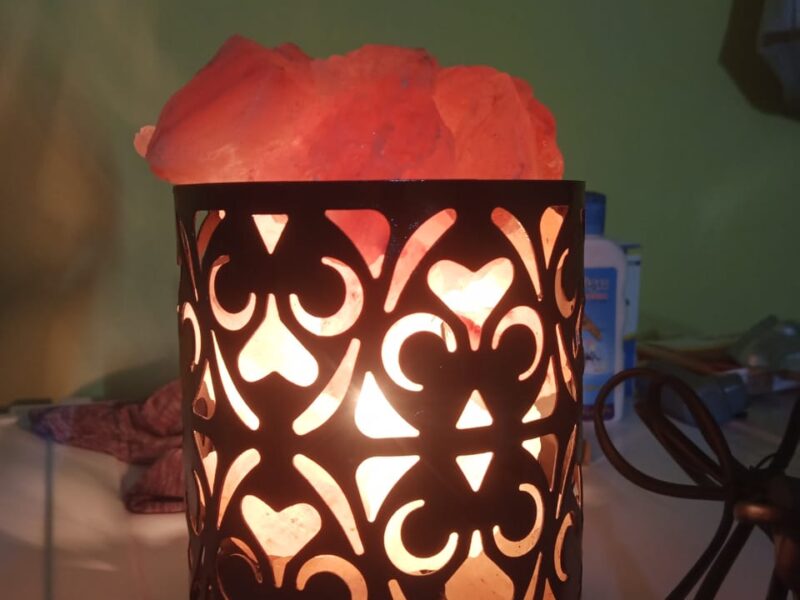 Salt lamps made from hamalyan salt