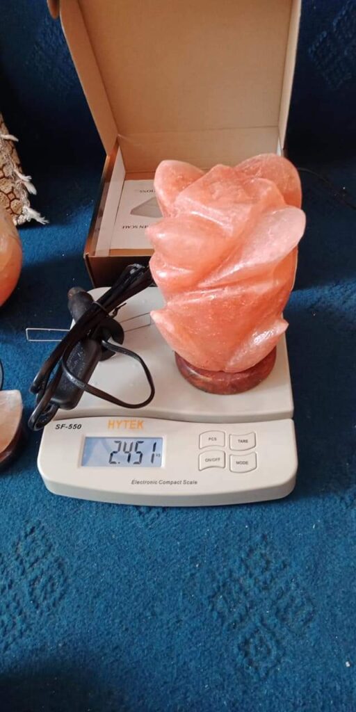 Salt lamps made from hamalyan salt