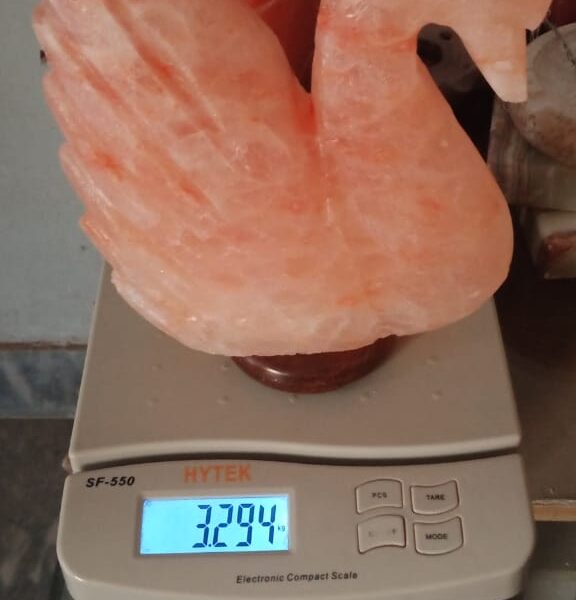 Salt lamps made from hamalyan salt