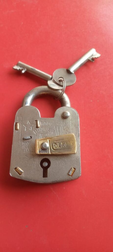 Desi Lock