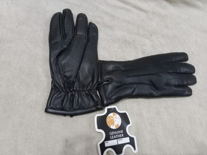 Leather gloves