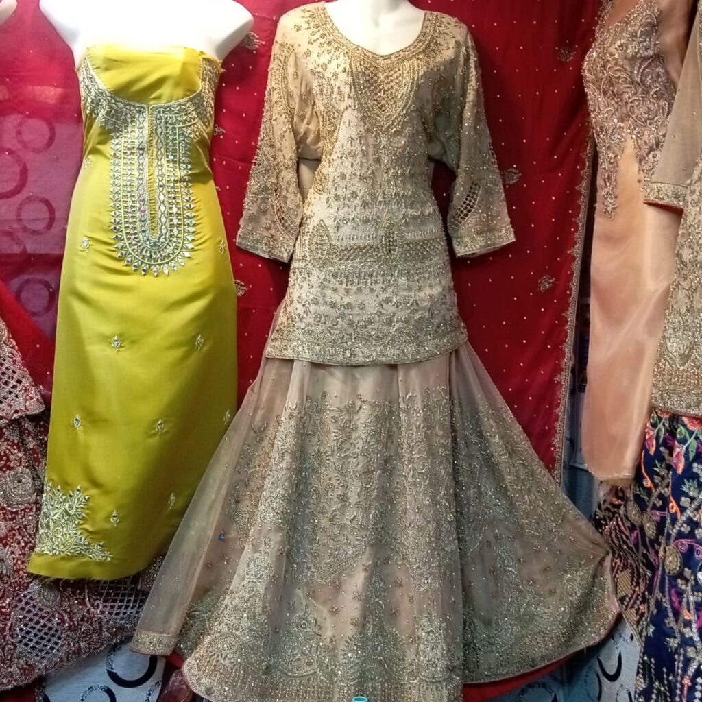 Female clothing out class design