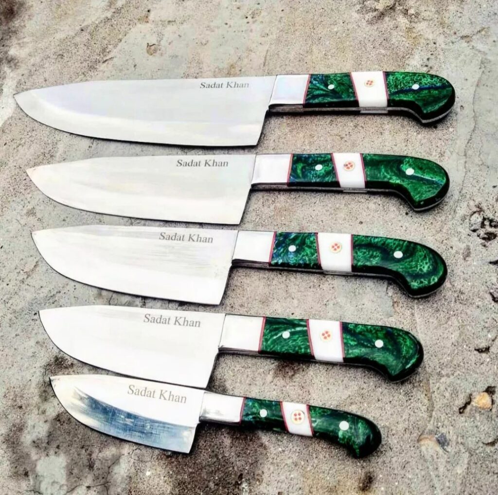 5 pcs of carbon steel knife - sharpner & leather cover
