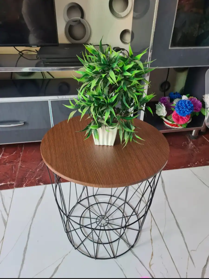 Wooden Coffee table With Metal wired For Home Use and Other places etc.