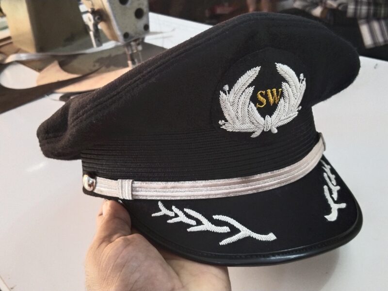 SOUTH WEST AIRLINES PILOT CAP