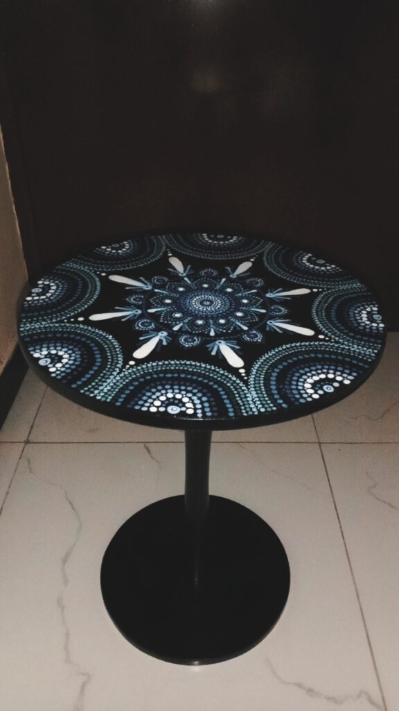 HAND PAINTED COFFEE TABLE ☕💕