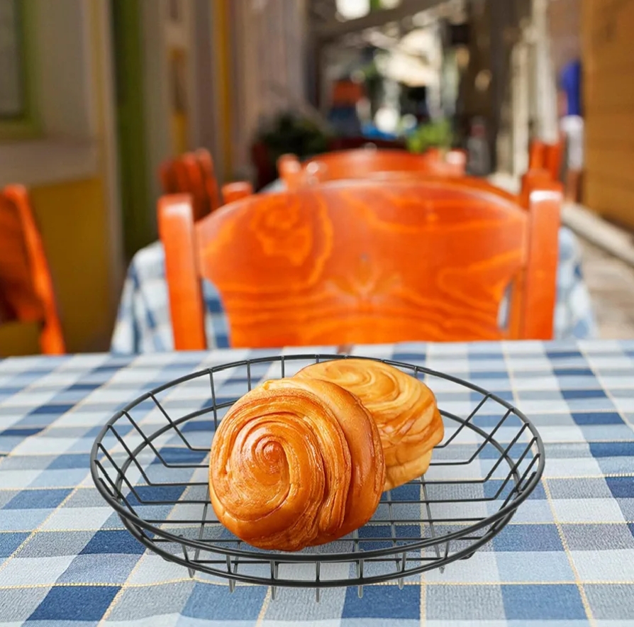 Fruit Bowl for Kitchen 1pcs Wire Fry Basket Metal French Fry Holder Chips Baskets Food Container for Serving Fryer Basket Kitchen Supplies Large Fruit Basket (Color : Black, Size : 25.5x25.5c)