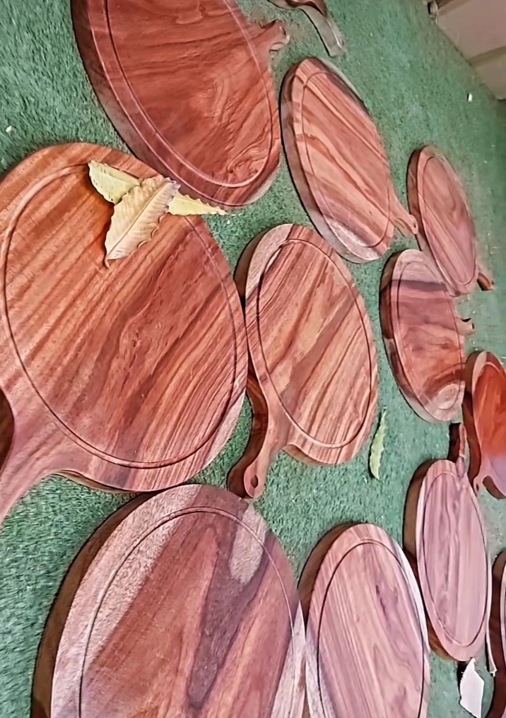 Wood tray