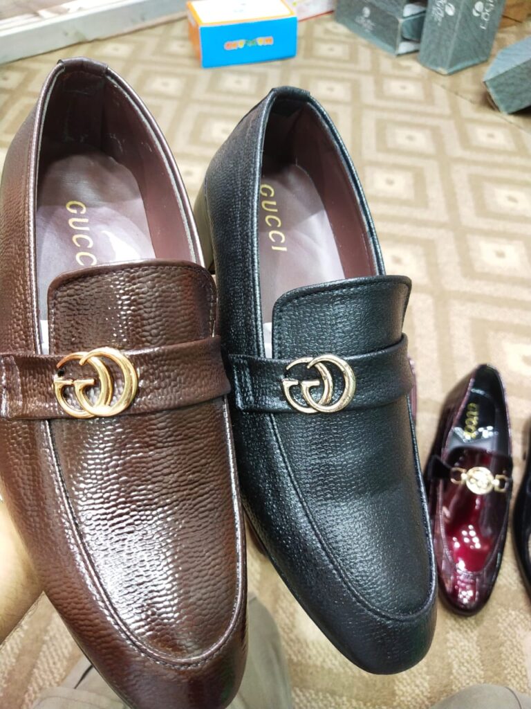 Pure leather shoes 💯