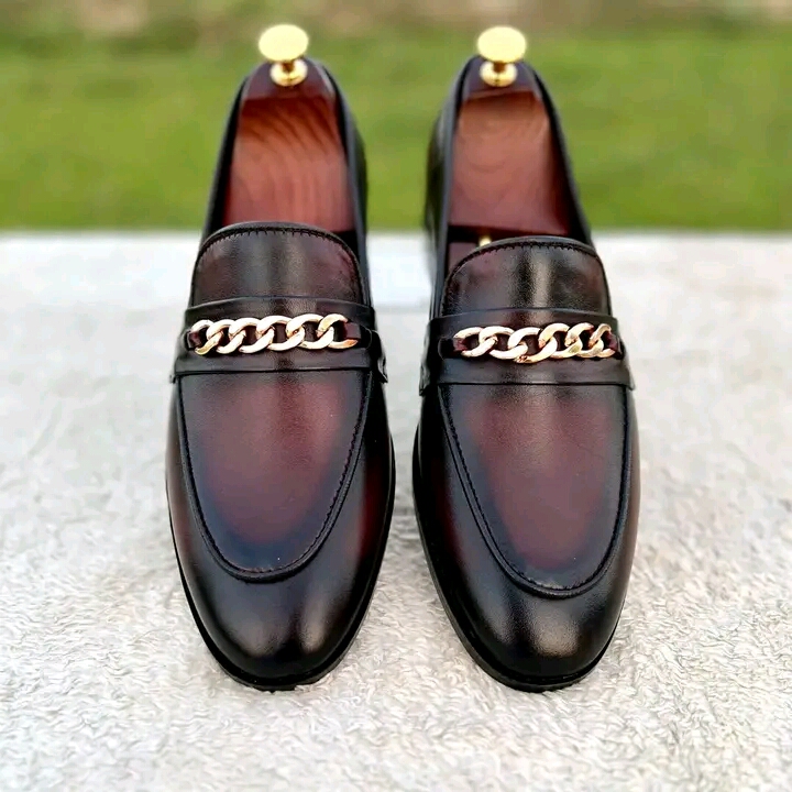 Pure leather shoes 💯