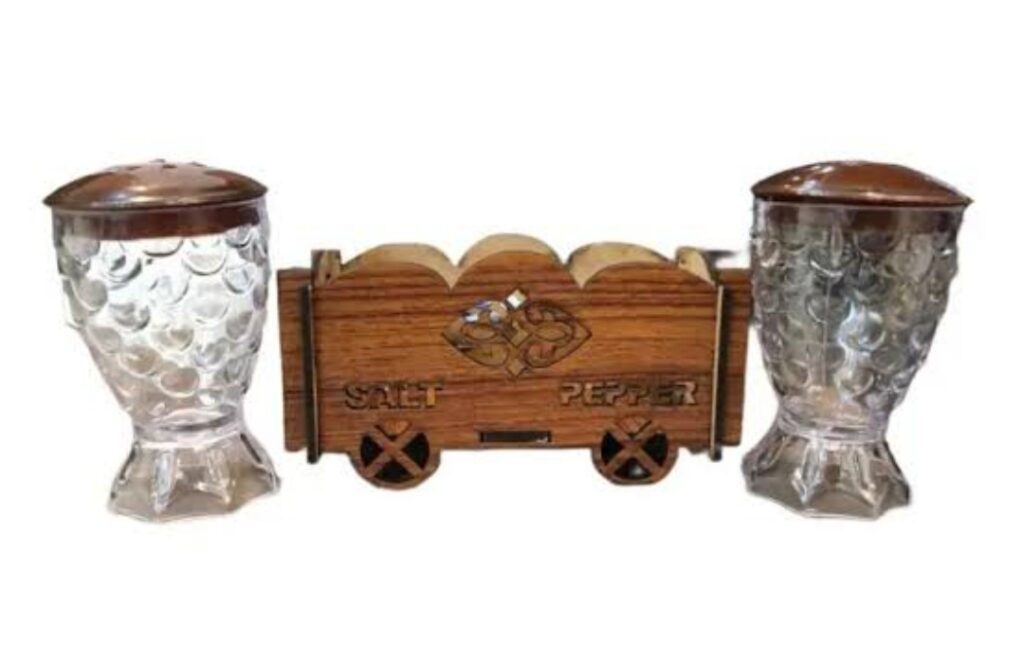 Work in all kind of Wood, MDF CNC Work. Have our own CNC (Router, Laser) Machines.
