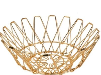 Multi purpose magical folding wire baskets for kitchen,fruits and vegetables.