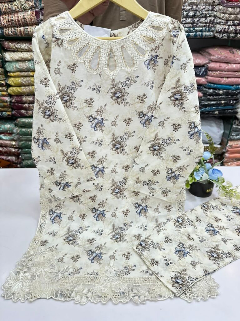 Export quality stitch ladies suits