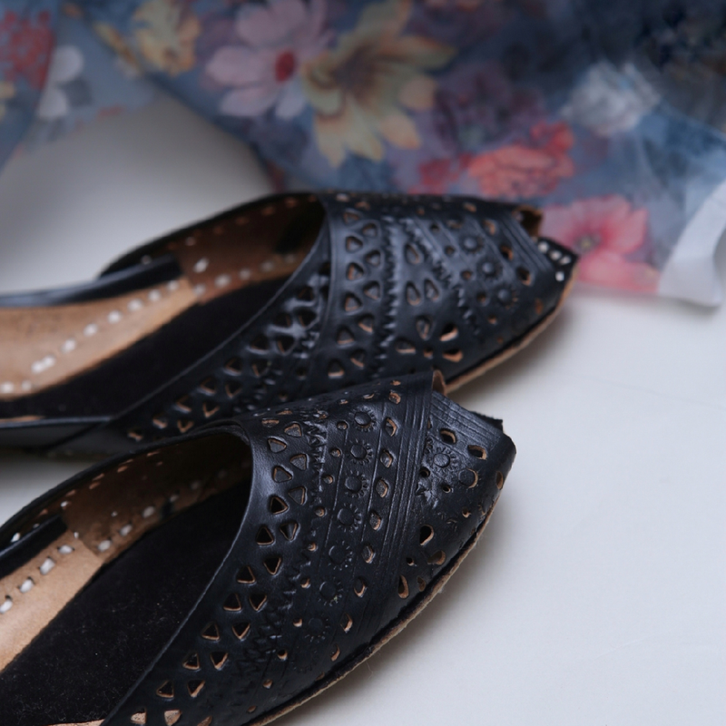 Handmade Leather Khussa and Chappals