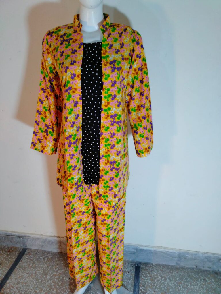 Ladies suiting brend