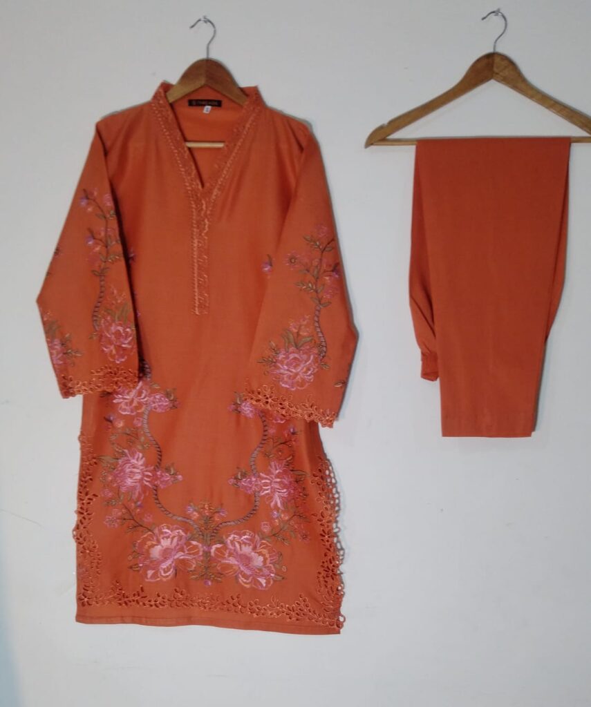 Ladies suiting brend