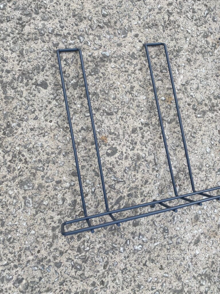 Metal display - Shop Snacks