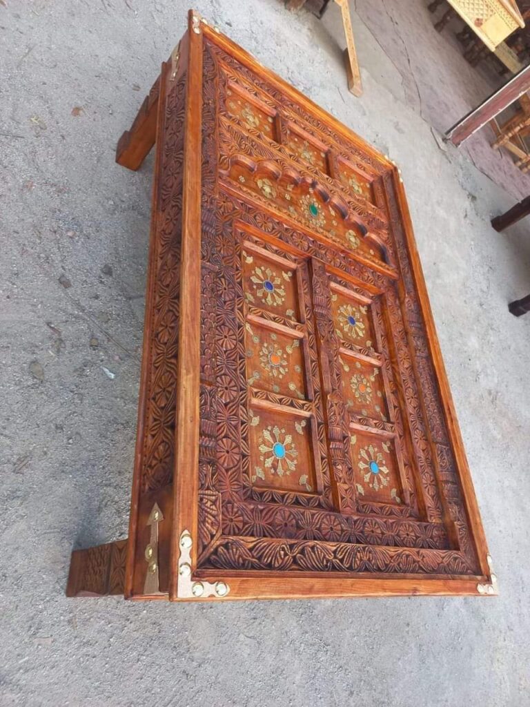 Hand Made Table Solid wood Life Time Guarntee