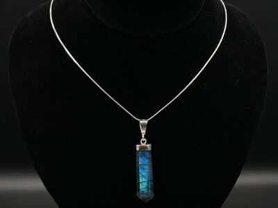 Labradorite pendent available for sale