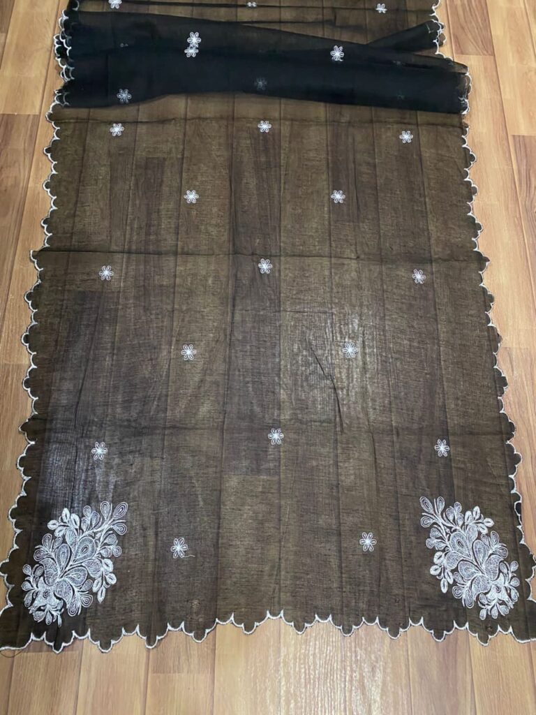 Khaddi four aide scalloped dupatta