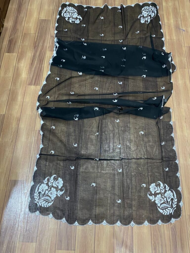 Khaddi four aide scalloped dupatta