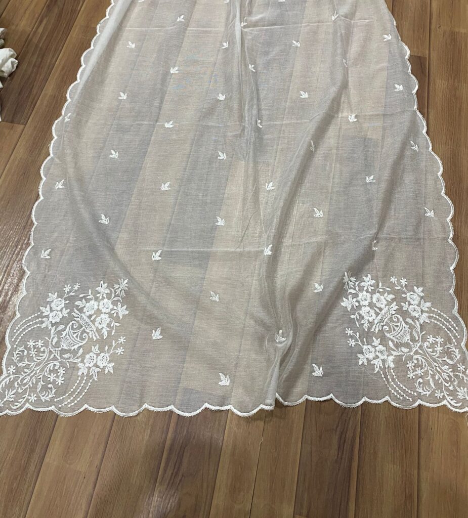 Khaddi four aide scalloped dupatta