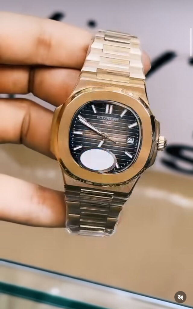 Attention! Replica watches of many brands Patek Philip, Rolex , casio