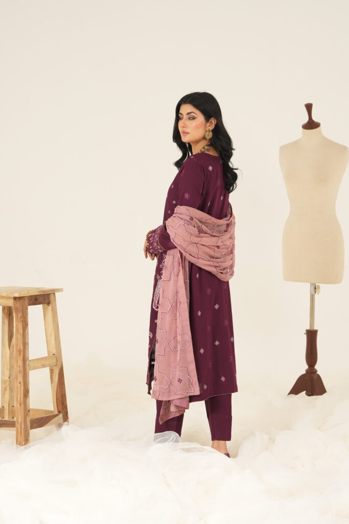 Violet & Pink Elegance – D50