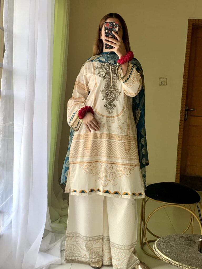 *New Beautiful Collection For Ladies*
