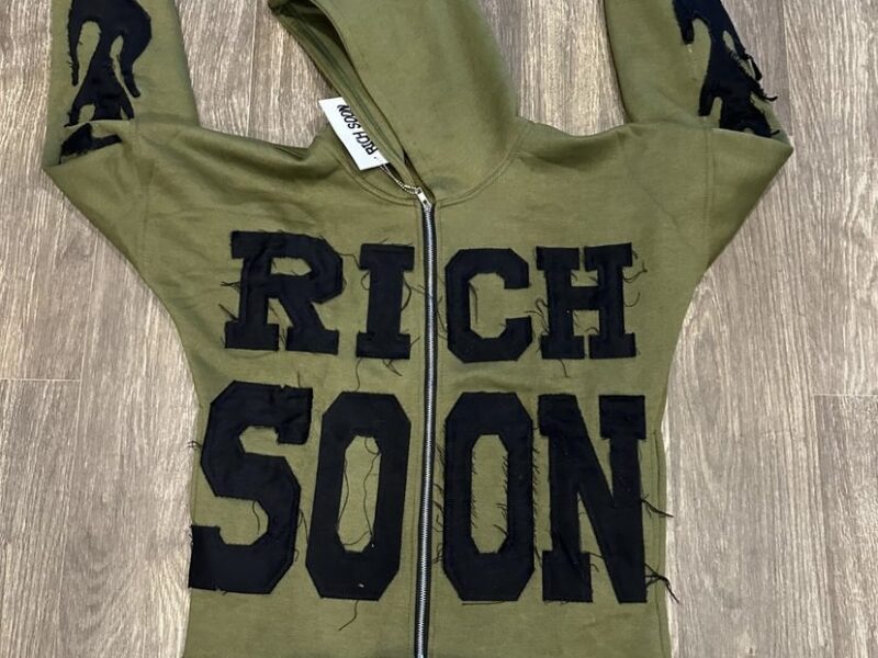 Rich Soon Hoodie With Embroidery 18/20 Fleece Comfortable Fabric I